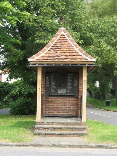 Oorlogsmonument Holyport #1