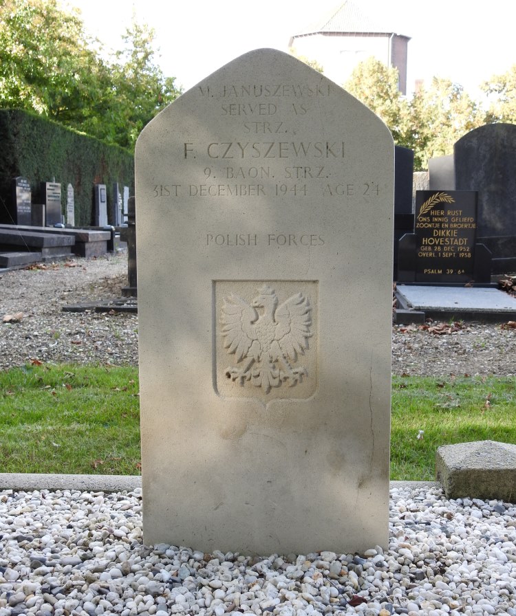 Polish War Grave Protestant Cemetery Werkendam #2