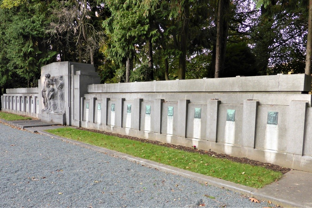 Memorial Executed Citizens Cemetery Brussels City