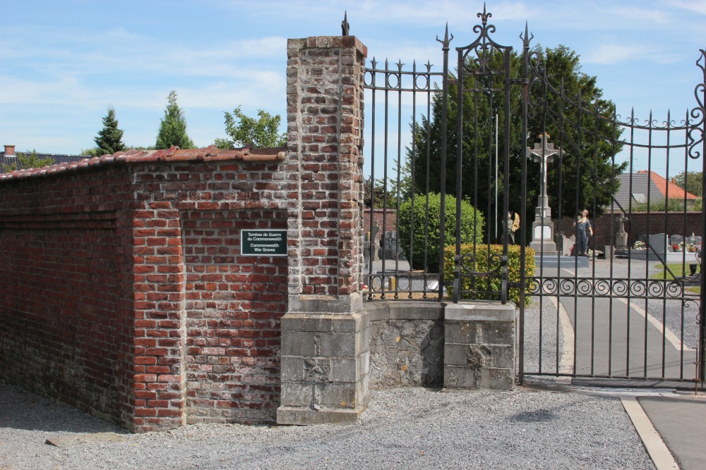 Commonwealth War Graves Bailleul #1