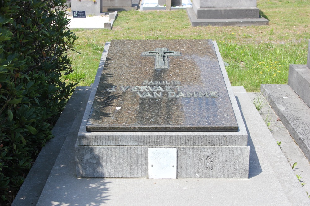 Belgian Graves Veterans Eksaarde #3