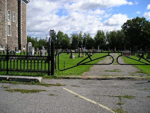 Commonwealth War Grave Saint-Lonard-d'Aston Cemetery