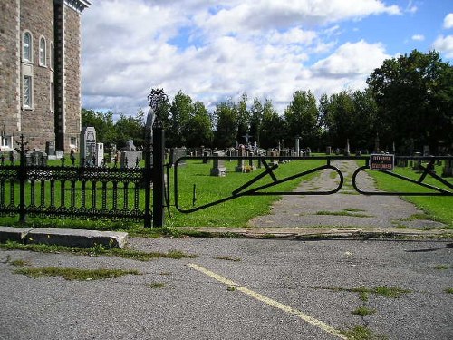 Oorlogsgraf van het Gemenebest Saint-Léonard-d'Aston Cemetery