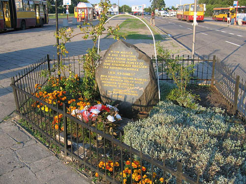 Monument Slachtoffers Bombardement Wschodnia Osobowa Station #1