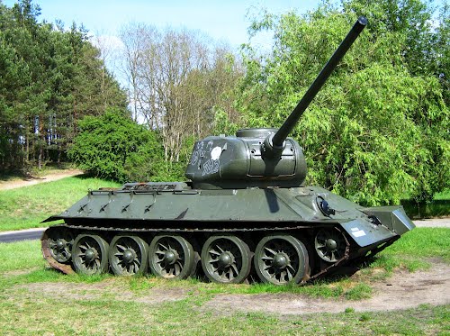 T-34/85 Tank Golce #1