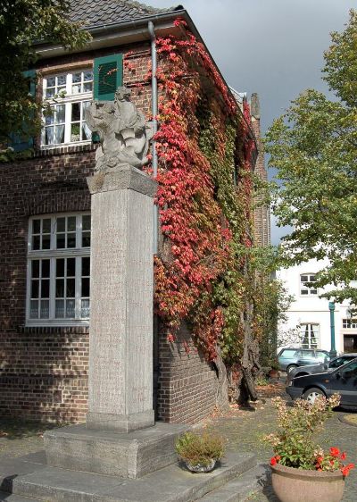 Oorlogsmonument Kaster #1