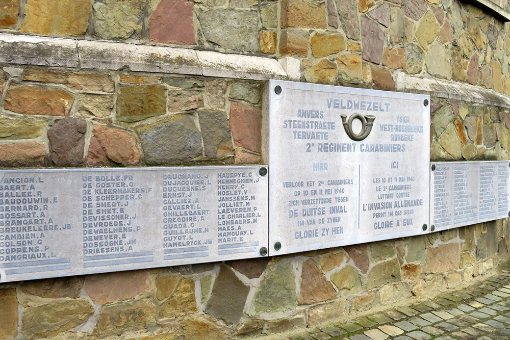 Monument 2e Regiment Karabiniers Veldwezelt #3