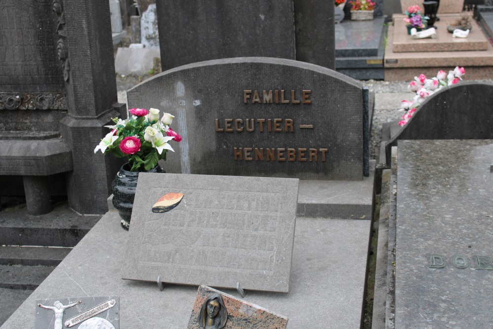 Belgian Graves Veterans Rumes #1