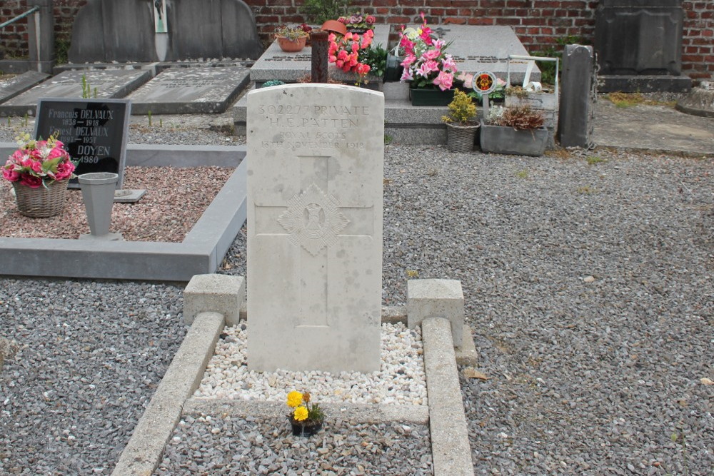 Commonwealth War Grave Autre-Eglise #2