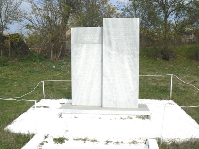 Oorlogsmonument Priboy #1