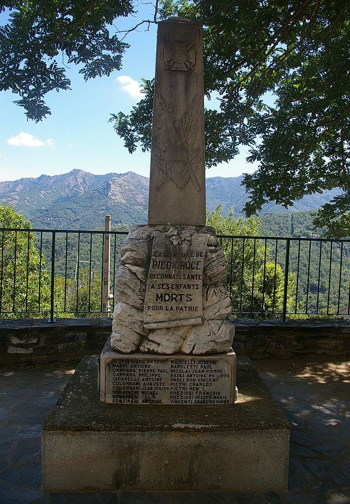 Oorlogsmonument Piedicroce #1