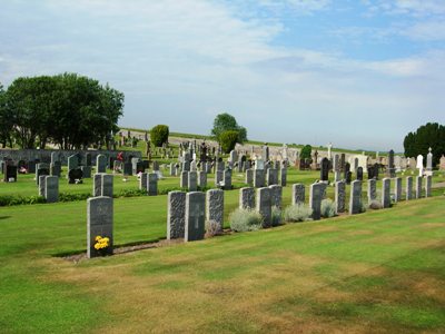 Commonwealth War Graves Rosskeen Parish Churchyard #1