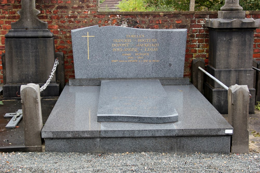 Monument Veteranen U.F.A.C. Begraafplaats Saint-Laurent-Blangy #2