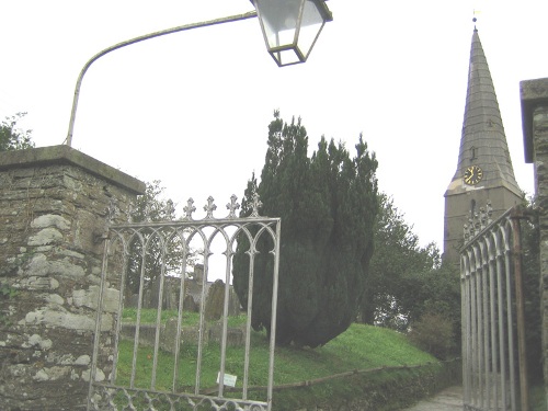 Commonwealth War Grave St. Mary Churchyard