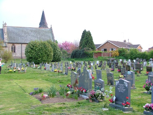 Commonwealth War Grave St Matthew Churchyard