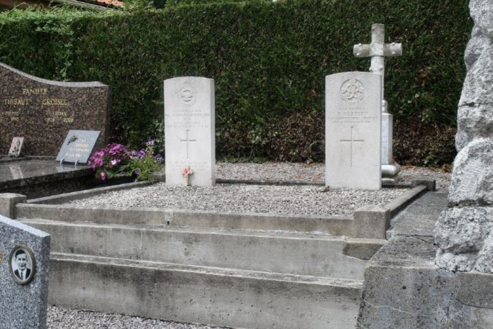 Commonwealth War Graves Caumont