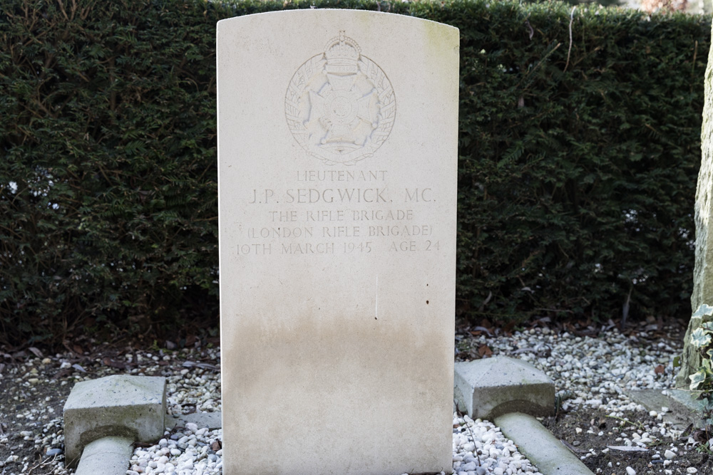 Commonwealth War Graves General Cemetery Zoelen