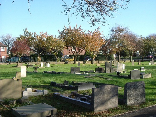 Oorlogsgraven van het Gemenebest St. Luke Churchyard Extension #1