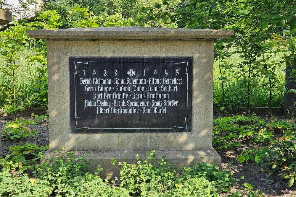 Oorlogsmonument Dülmen #4