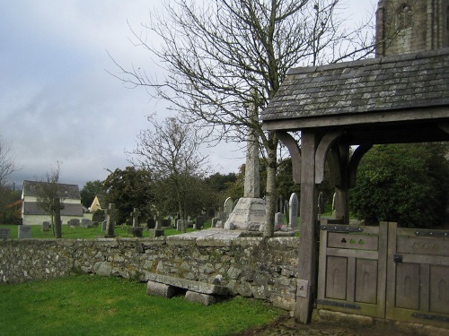 Oorlogsgraf van het Gemenebest St. Peter Churchyard