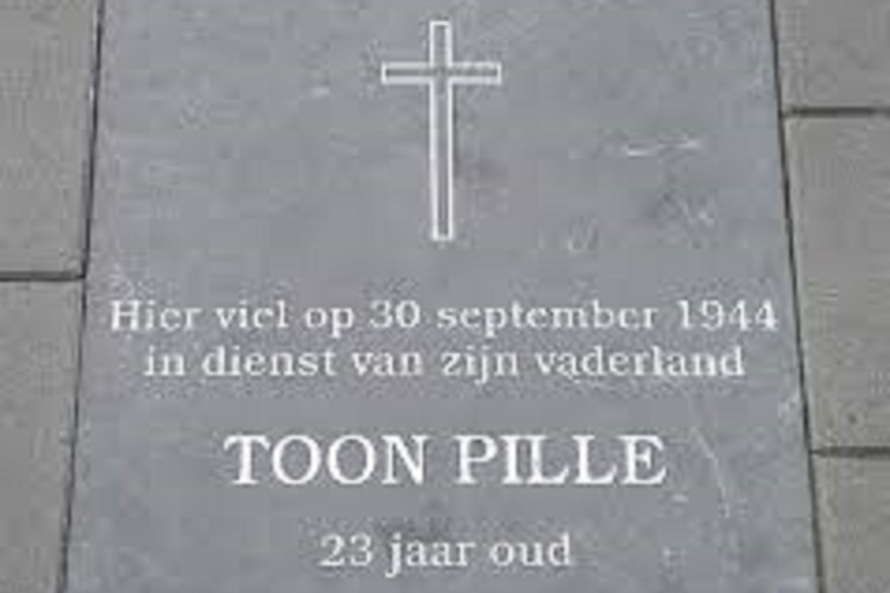 Memorial Toon Pille #2