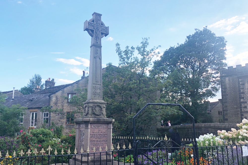 Oorlogsmonument Hayfield #1