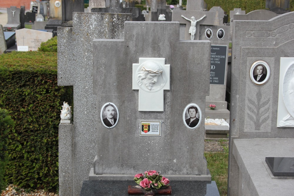 Belgische Graven Oudstrijders Knesselare #2