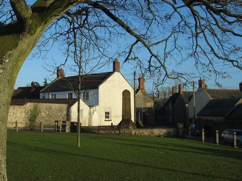 Oorlogsmonument Winsham en Cricket St Thomas #1