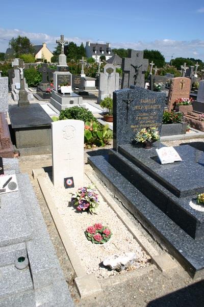 Commonwealth War Grave Guipavas