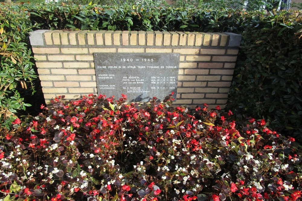 War Memorial De Meern #2