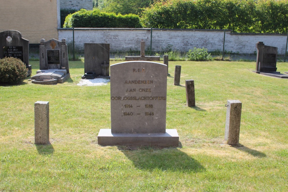 War Memorial Cemetery Mullem #1