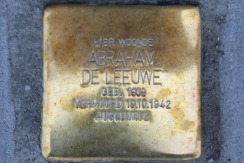 Stolpersteine Van der Helststraat 2 #4