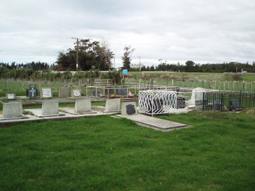 Commonwealth War Grave Greatford Cemetery