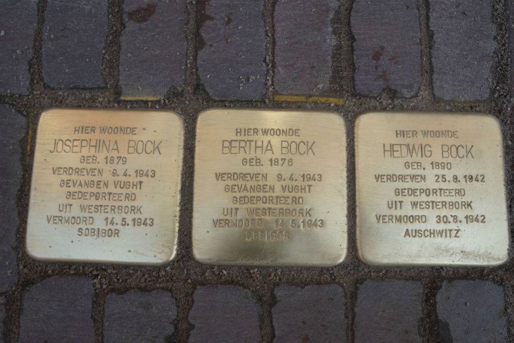 Stolpersteine Houtstraat 4-6 #1