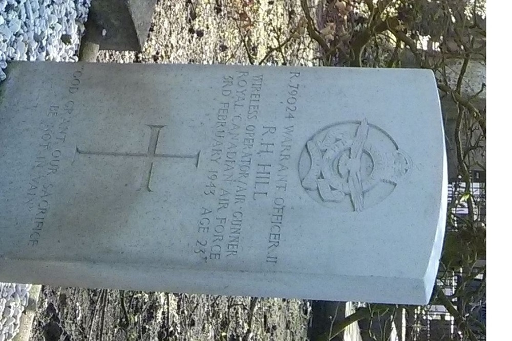 Commonwealth War Graves General Cemetery Sleen #4