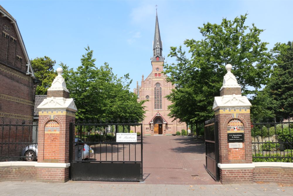 Nederlandse Oorlogsgraven Rooms Katholieke Begraafplaats St. Barbara #1