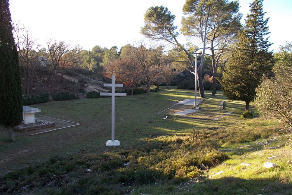 French War Cemetery Signes #1