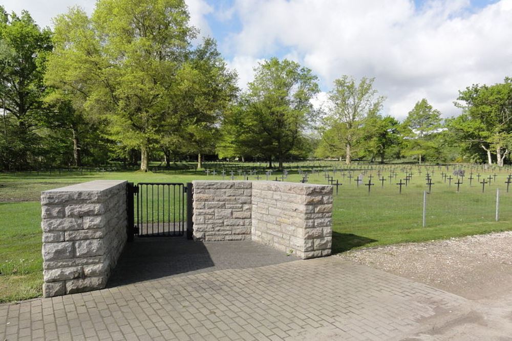 German War Cemetery Mons-en-Laonnois