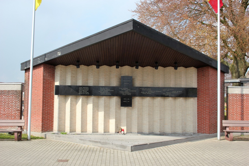 War Memorial Opwijk #2