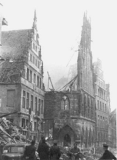 Gedenktekens Verwoesting en Wederopbouw Prinzipalmarkt / St. Lamberti Kirche Mnster #5