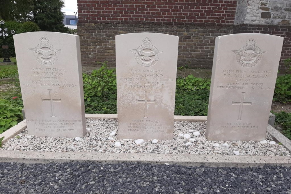 Oorlogsgraven van het Gemenebest Zedelgem #3