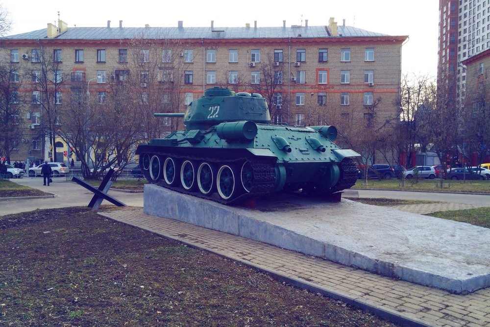 Monument Slag om Moskou (T-34/85 Tank) #4