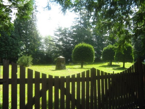 Commonwealth War Grave Forest View Cemetery #1