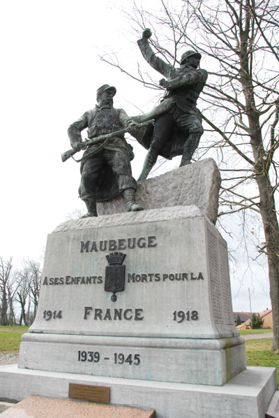 Oorlogsmonument Maubeuge #2