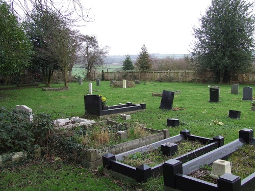 Commonwealth War Graves St Catherine Churchyard