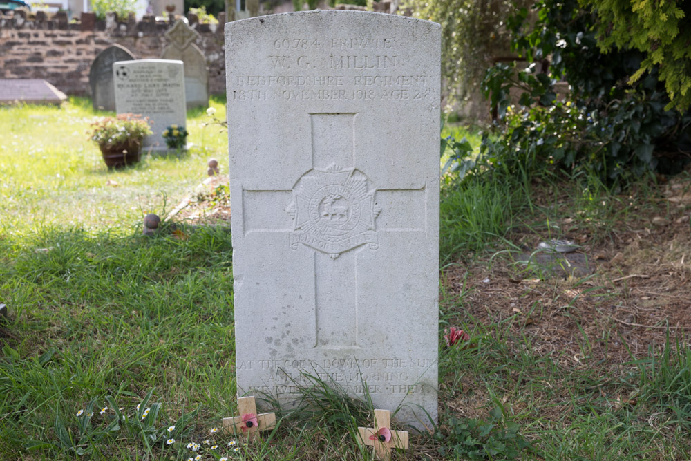 Oorlogsgraf van het Gemenebest St. Michael Churchyard