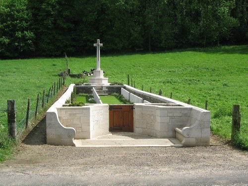 Oorlogsbegraafplaats van het Gemenebest Ligny-sur-Canche #1