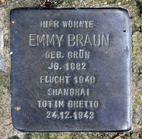 Stolpersteine Wallotstrae 10