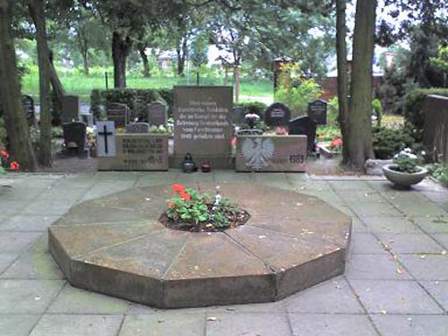 Mass Grave Polish Soldiers Hohen Neuendorf