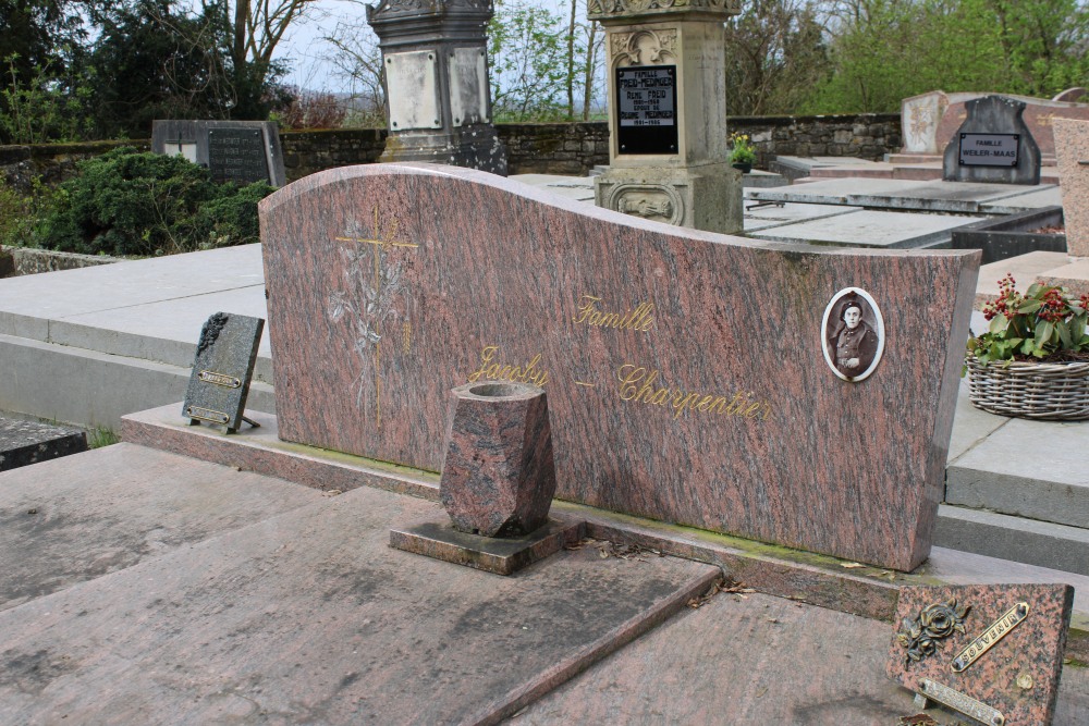 Belgische Graven Oudstrijders Sterpenich	